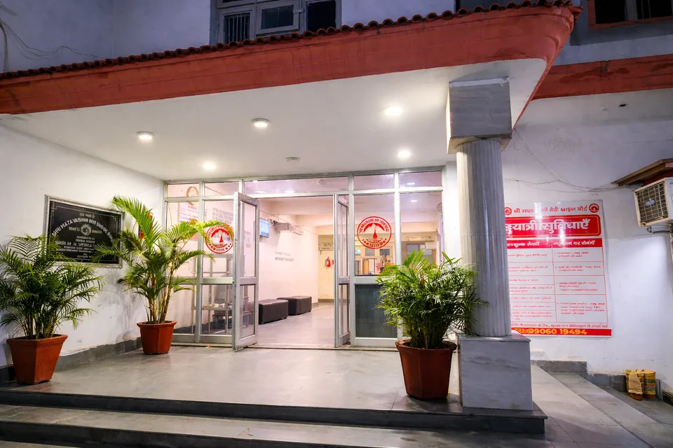 Niharika Bhawan Katra property view in the evening
